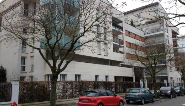 Logement tudiant Location Studio Vide Montigny le Bretonneux (78180)