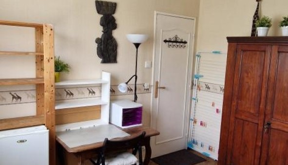 Logement tudiant Studio à Montigny le Bretonneux (78180)