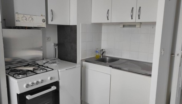 Logement tudiant Studio à Montigny le Bretonneux (78180)