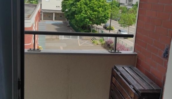 Logement tudiant Studio à Montigny le Bretonneux (78180)