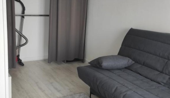 Logement tudiant Studio à Montigny le Bretonneux (78180)