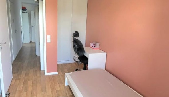 Logement tudiant Studio à Montigny le Bretonneux (78180)