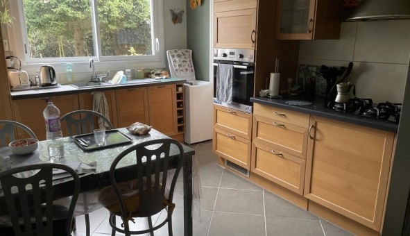 Logement tudiant Studio à Montigny le Bretonneux (78180)