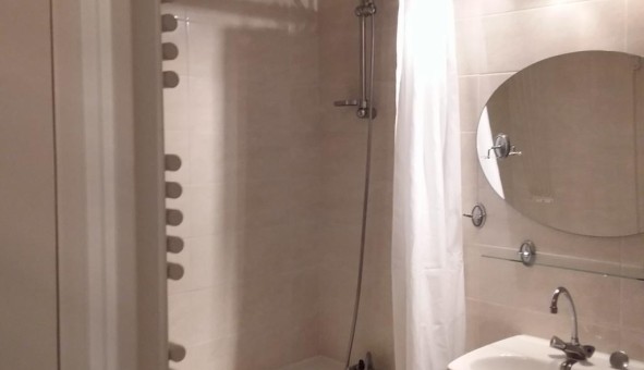 Logement �tudiant Studio &agrave; Montigny le Bretonneux (78180)