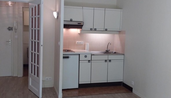 Logement �tudiant Studio &agrave; Montigny le Bretonneux (78180)