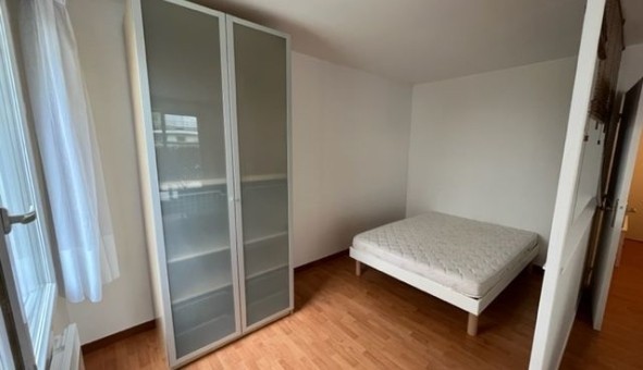 Logement �tudiant Studio &agrave; Montigny le Bretonneux (78180)