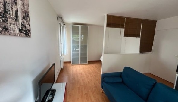 Logement �tudiant Studio &agrave; Montigny le Bretonneux (78180)