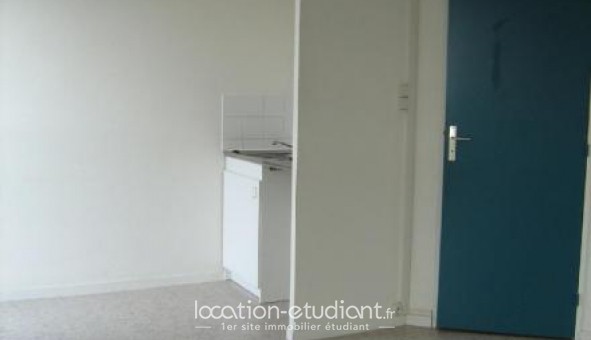 Logement tudiant Studio à Montluon (03100)