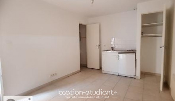 Logement tudiant Studio à Montluon (03100)