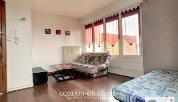 Logement tudiant Studio à Montluon (03100)