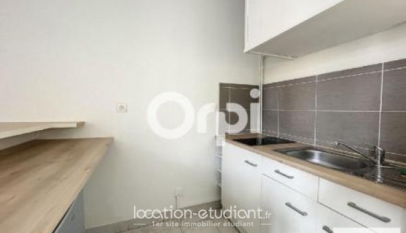 Logement tudiant Studio à Montluon (03100)