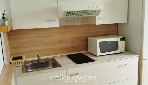 Logement tudiant Studio à Montluon (03100)