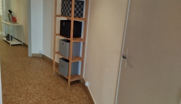 Logement tudiant Studio à Montluon (03100)