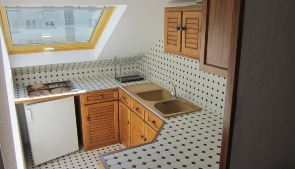 Logement tudiant Studio à Montluon (03100)