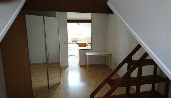 Logement tudiant Studio à Montluon (03100)