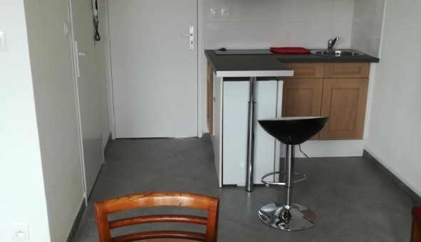 Logement tudiant Studio à Montluon (03100)