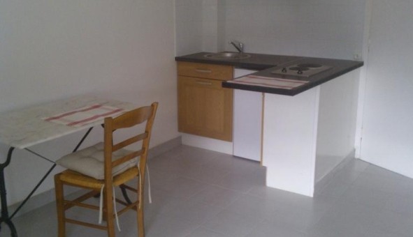 Logement tudiant Studio à Montluon (03100)