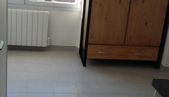 Logement tudiant Studio à Montluon (03100)