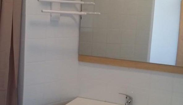 Logement tudiant Studio à Montluon (03100)
