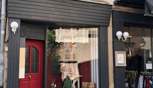 Logement tudiant Studio à Montluon (03100)