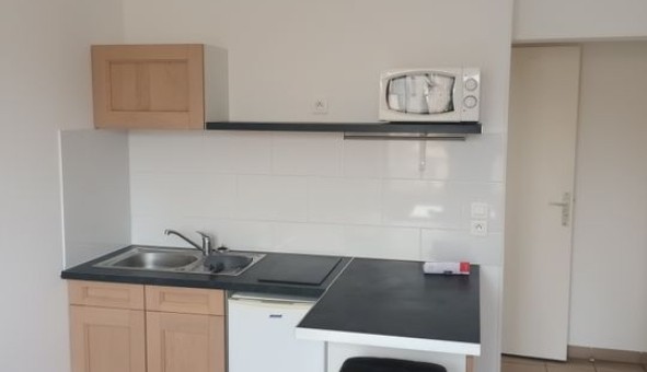 Logement �tudiant Studio &agrave; Montlu�on (03100)