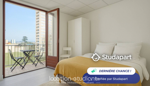 Logement tudiant Location Studio Meublé Montreuil (93100)