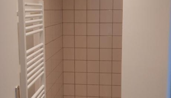 Logement �tudiant Studio &agrave; Montreuil (93100)