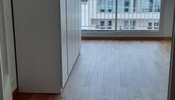 Logement �tudiant Studio &agrave; Montreuil (93100)