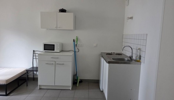 Logement �tudiant Studio &agrave; Montreuil (93100)