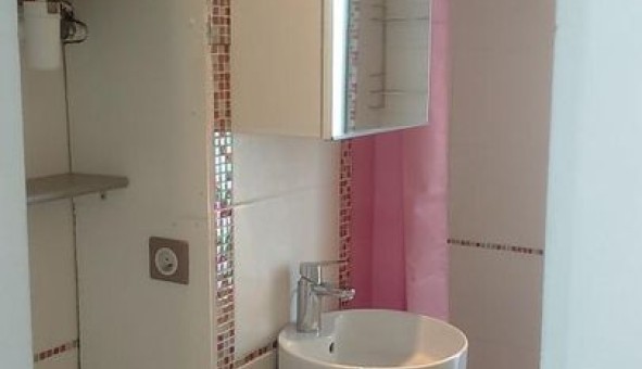 Logement �tudiant Studio &agrave; Montreuil (93100)