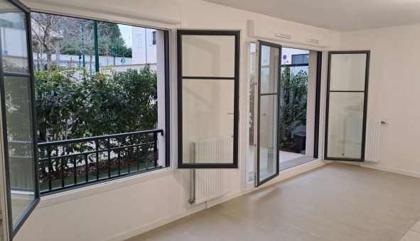 Logement �tudiant Studio &agrave; Morainvilliers (78630)