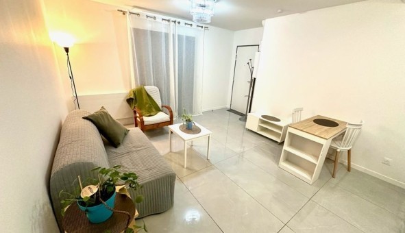 Logement �tudiant Studio &agrave; Morsang sur Seine (91250)