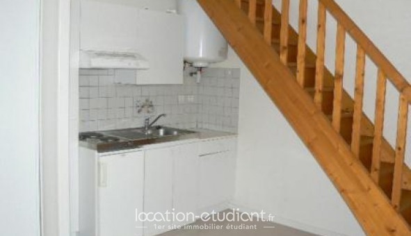 Logement tudiant Location Studio Vide Mortain (50140)