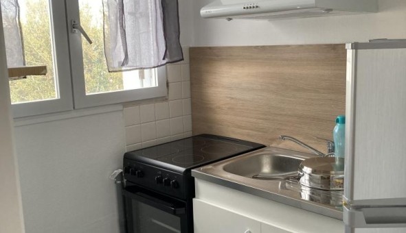 Logement tudiant Location Studio Vide Mouilleron le Captif (85000)