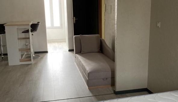 Logement tudiant Location Studio Vide Mouilleron le Captif (85000)