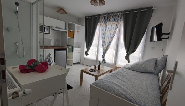 Logement tudiant Location Studio Vide Mouilleron le Captif (85000)