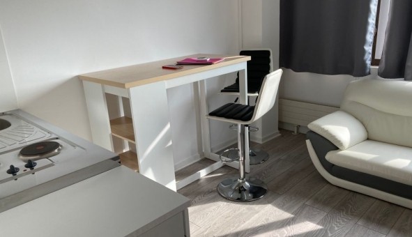 Logement �tudiant Studio &agrave; Mouilleron le Captif (85000)