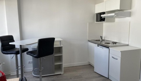 Logement �tudiant Studio &agrave; Mouilleron le Captif (85000)