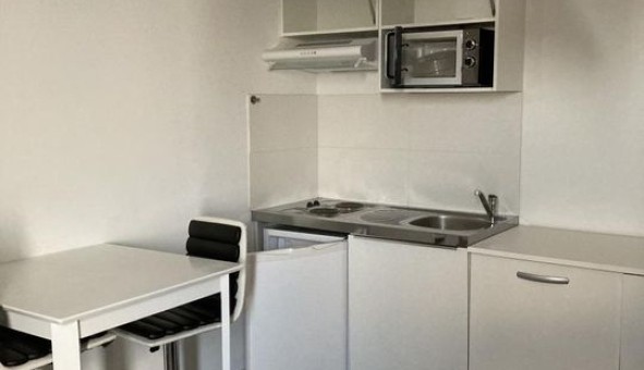 Logement �tudiant Studio &agrave; Mouilleron le Captif (85000)