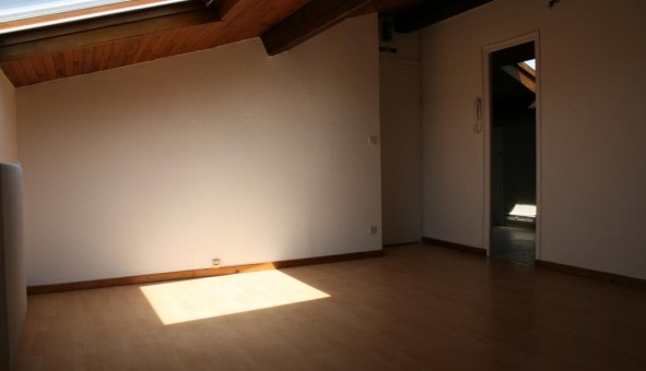 Logement tudiant Location Studio Vide Nancy (54100)