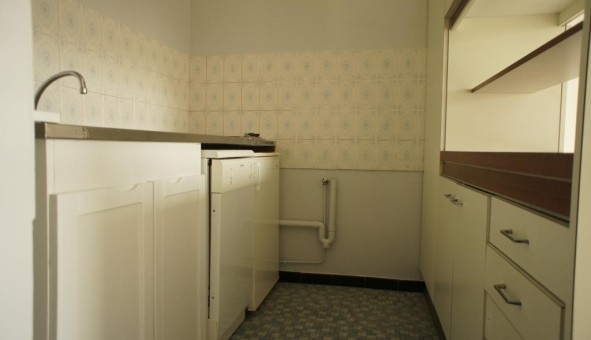 Logement tudiant Location Studio Vide Nancy (54100)