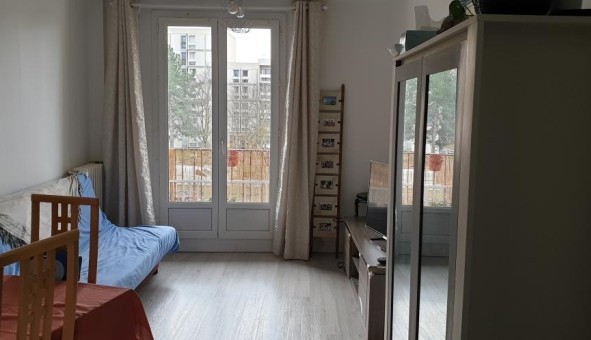 Logement tudiant Studio à Nanterre (92000)