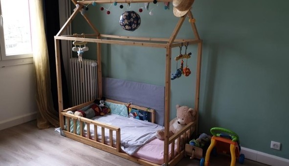 Logement tudiant Studio à Nanterre (92000)