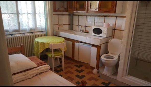 Logement étudiant Studio à Nanterre (92000)