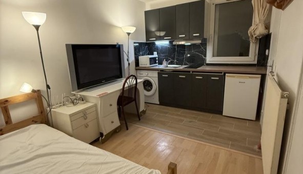 Logement tudiant Studio à Nanterre (92000)