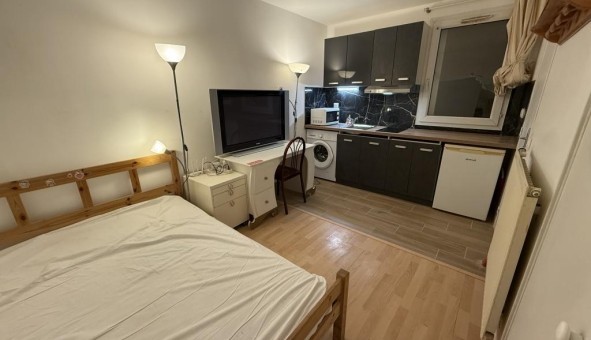 Logement tudiant Studio à Nanterre (92000)