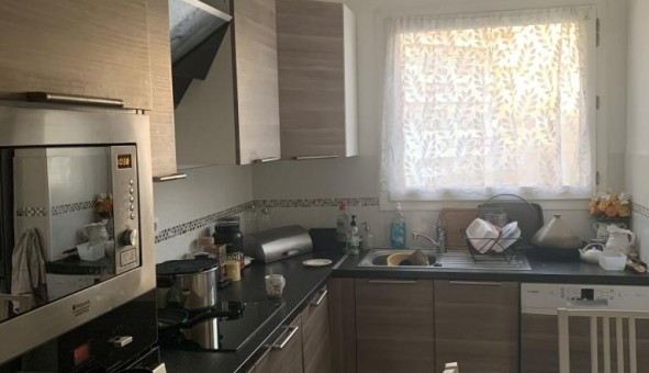 Logement tudiant Studio à Nanterre (92000)