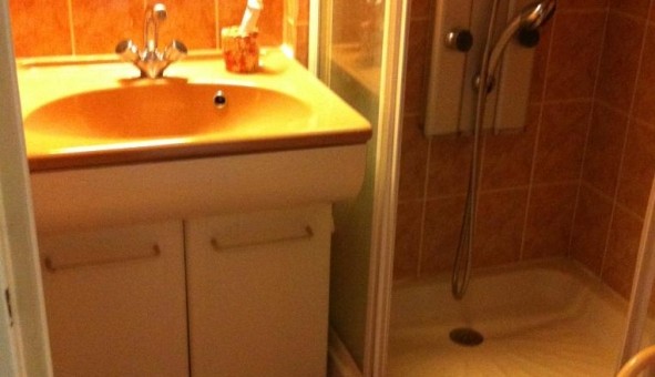 Logement tudiant Studio à Nanterre (92000)