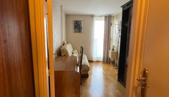 Logement �tudiant Studio &agrave; Nanterre (92000)