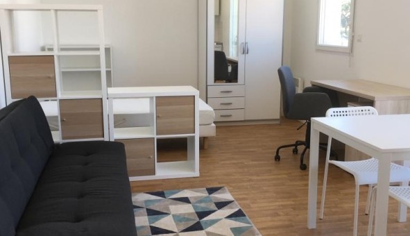 Logement tudiant Location Studio Vide Nantes (44200)